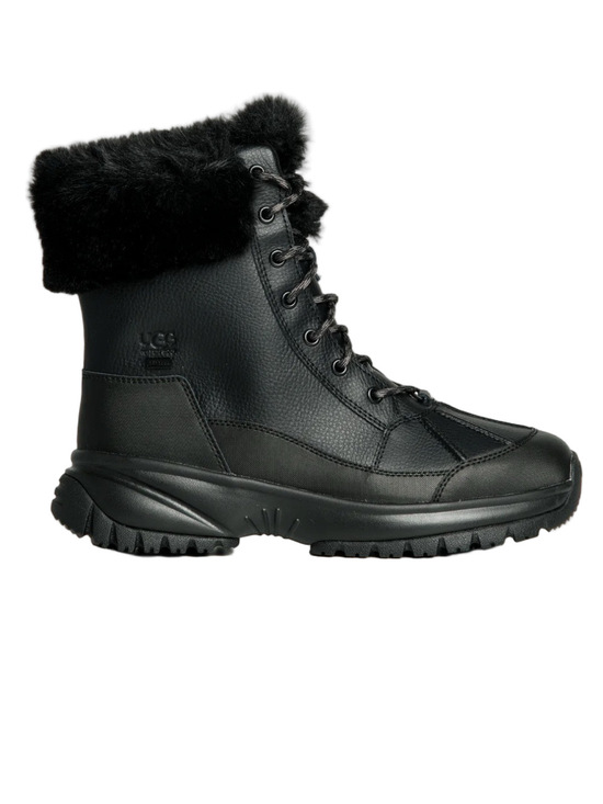 UGG Shoes - UGG Women's Yose Fluff Boot Size 10